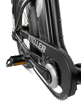 Load image into Gallery viewer, AmericanElectric Steller Step-Thru Electric Cruiser Bike
