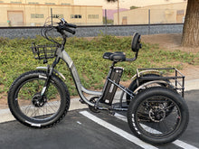 Load image into Gallery viewer, Emojo Caddy Pro Electric Fat Tire Trike